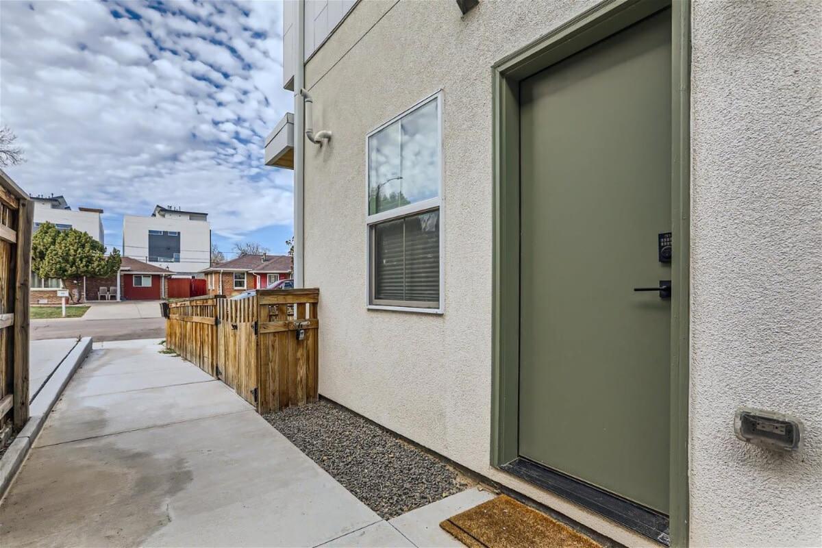 Serenity At Sloan'S 1-Br With A Modern Twist DEN Esterno foto